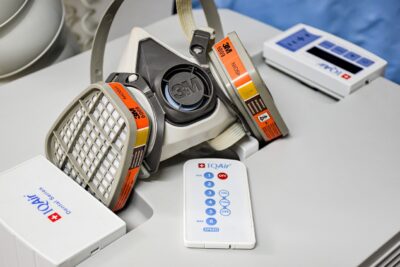 ¿Cómo prevenir la acumulación de bacterias en las férulas dentales? Guía completa de higiene